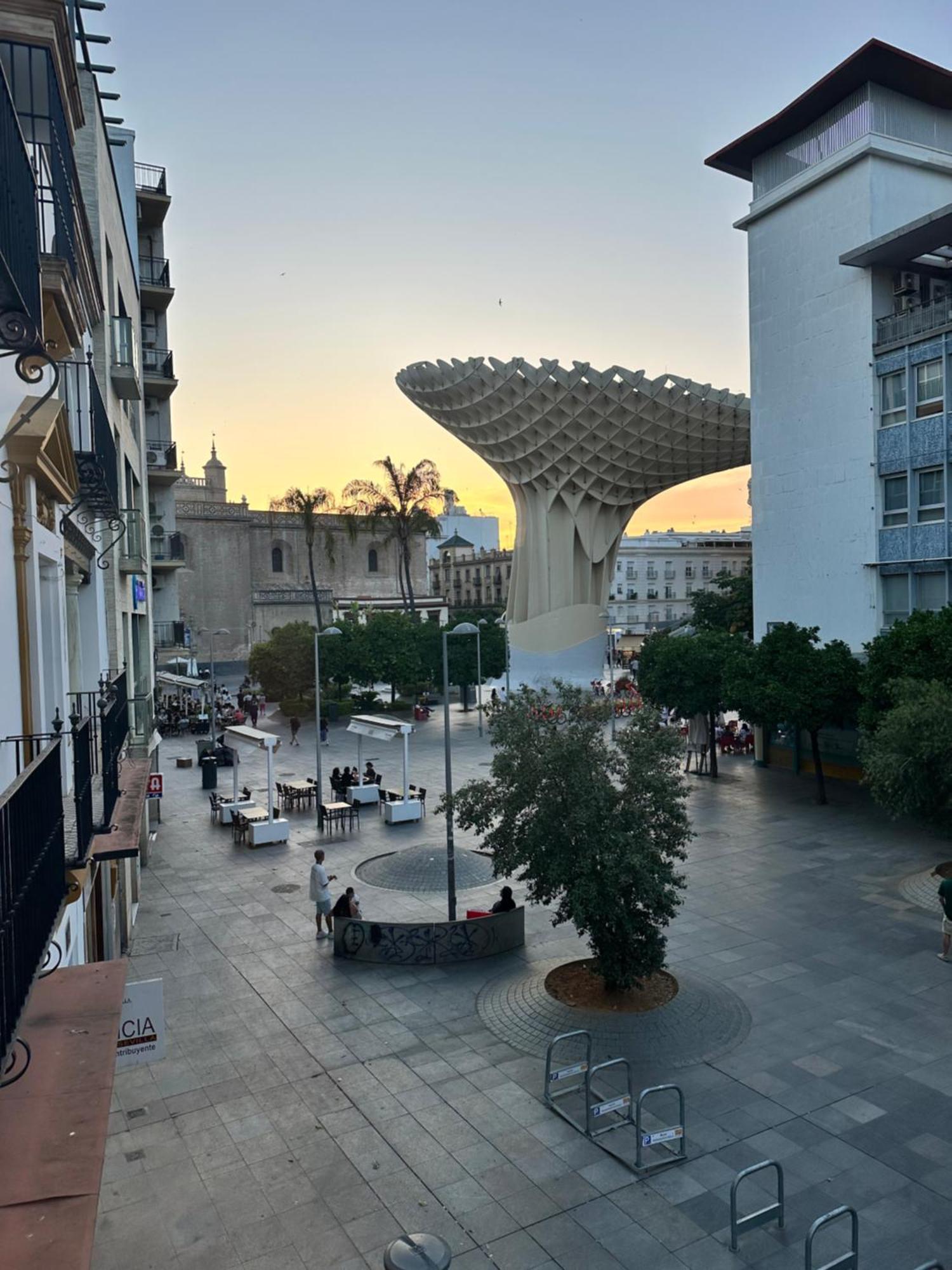 Apartamento Con Vista A Las Setas Sevilla Dış mekan fotoğraf